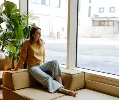 STYLING IDEAS TO ROCK CASUAL CLOTHING FOR WOMEN