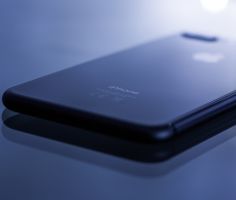 Top 5 Things You Should Never Do With Your iPhone